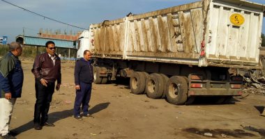 رفع 250 طن قمامة من المقلب العمومى بمدينة منوف فى المنوفية.. صور