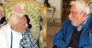جميل راتب مع المخرجة علوية زكى قبل وفاتهما بأشهر قليلة