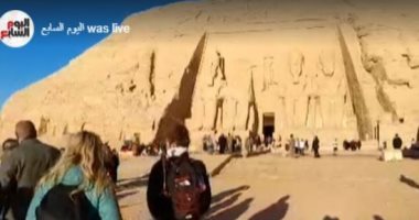 ظهور الشمس .. ماذا يقول زاهى حواس عن تفسيرات ظاهرة التعامد على قدس الأقداس؟