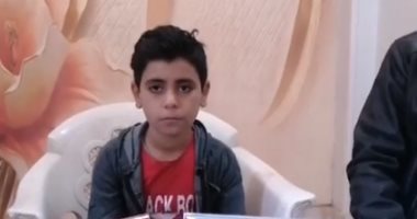 الجدعنة والخير.. طفل يعثر على مبلغ كبير ويعيده لصاحبه ويرفض المكافأة..فيديو