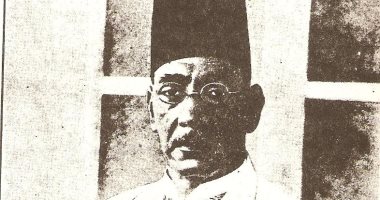 الإبداع الأول.. حافظ إبراهيم ينشر أشعاره الأولى على أجزاء