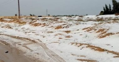 ثلوج تغطى المناطق الساحلية بشمال سيناء.. والمحافظة تعلن الطوارئ.. فيديو