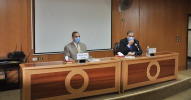 رئيس جامعة كفر الشيخ يشدد على التطبيق الحازم للإجراءات الاحترازية خلال الامتحانات