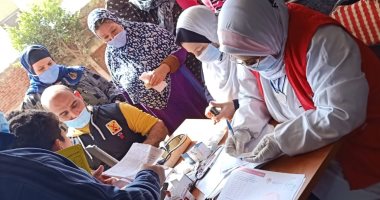 توقيع الكشف الطبى بالمجان على 600 مواطن بقرية كفر حشاد بالغربية
