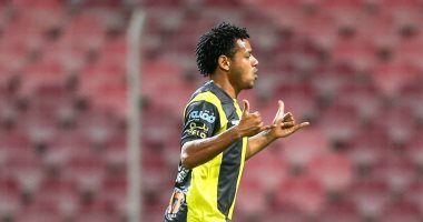اتحاد جدة يتقدم 1 / 0 بالشوط الأول ضد الفيصلي في الدوري السعودي