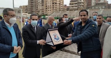 محافظ الغربية يكرم رئيس منطقة الحكام