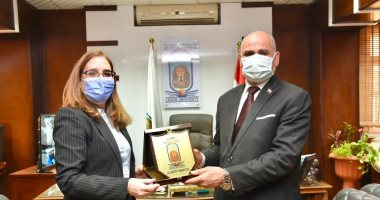 رئيس جامعة الأقصر يستقبل سفيرة كوبا لبحث سبل التعاون