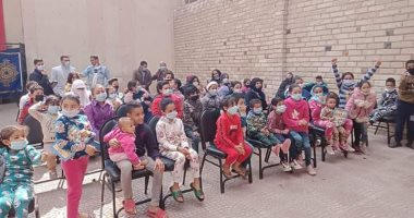 محافظة الجيزة تنظم قافلة ثقافية بمنطقة أولاد علام بالدقى.. صور