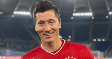 ليفاندوفسكى يتوج بلقب رجل مباراة بايرن ميونخ ولاتسيو فى دورى أبطال أوروبا