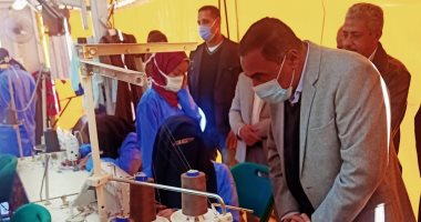 محافظ مطروح يتفقد تنفيذ مشروع مبادرة "مهنتك مستقبلك" بمدينة سيوة.. صور
