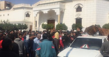 تشييع جثامين 3 شباب دهسهم قطار  القاهرة الإسماعيلية.. فيديو وصور