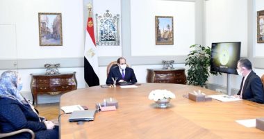 الرئيس السيسى يتابع برامج وزارة التضامن الخاصة بالتنمية المجتمعية.. ويوجه بتعزيز أداء آلية الإسعاف الاجتماعى ودعمها تمويليا.. والتوسع فى برامج تأهيل الرائدات الريفيات.. والتمكين الاقتصادى للعمالة غير المنتظمة
