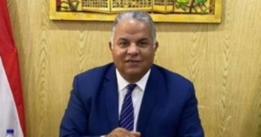 "تعليم أسوان" تحيل معلما للتحقيق لمخالفته قرار منع تجمع الطلاب داخل المدارس
