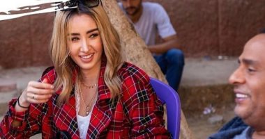 محمود عبدالمغنى عن هنا الزاهد: موهوبة.. وبطلة حلوة الدنيا سكر: إنت اللى عبقرى