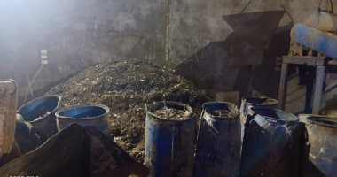ضبط مصنع ينتج أعلافا مصنوعة من الطيور النافقة بالإسماعيلية.. صور