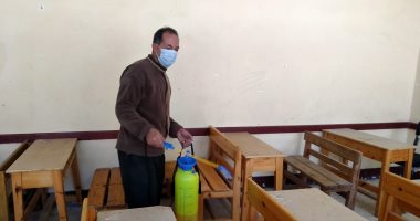 تعقيم وتطهير مدارس كفر الشيخ استعداداً لعقد امتحانات الفصل الدراسى الأول.. صور