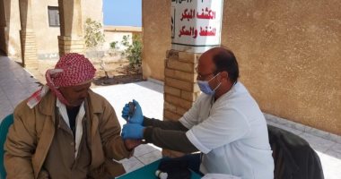 الكشف على 141 مواطنا في قافلة طبية بقرية الزعفرانة شمال البحر الأحمر.. صور