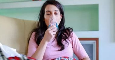 لماذا يسبب كورونا صعوبات فى التنفس وما هى أبرز علامات نقص الأكسجين؟