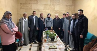 رشا أبو شقرة نائبة تنسيقية الأحزاب تلتقى عائلات صفط اللبن للاستماع لمطالبهم