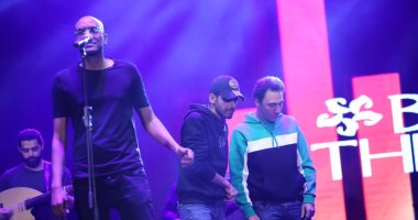 حمدى المرغنى ومحمد سلام يشاركان بلاك تيما في حفل مسرح الزمالك.. صور