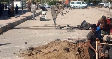 محافظ أسوان: بدء مشروع تجديد شبكات الصرف بطريق الكورنيش والشوارع الداخلية