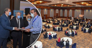 انطلاق "حياة كريمة" بالإسكندرية.. المحافظ ووزير القوى العاملة يسلمان 10 آلاف وثيقة تأمين تكافلى للعمالة غير المنتظمة والصيادين تنفيذًا للمبادرة الرئاسية.. وتوقيع 24 عقد عمل لذوى القدرات الخاصة