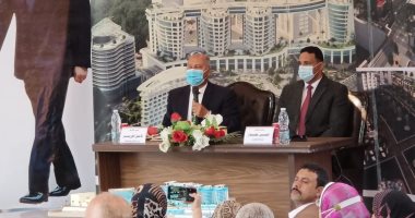 وزير النقل يضع حجر الأساس لمشروع "تحيا مصر المنصورة".. فيديو وصور