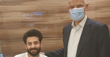 كريم الديب يخضع للكشف الطبى قبل جراحة الصليبى.. صور