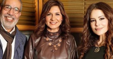وزيرة الهجرة أثناء حضورها تسجيل أغنية مبادرة "اتكلم عربى" مع كارول سماحة ومدحت العدل