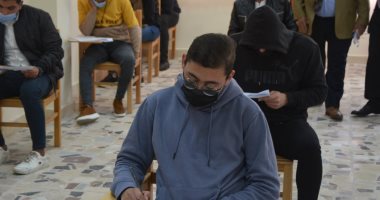 نائب رئيس جامعة بورسعيد: توفير غرف عزل وبدل وقائية داخل كل كلية