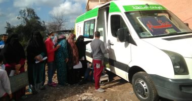 إجراء الكشف الطبى على 2350 حالة بقافلة بقرية الشقة فى كفر الشيخ