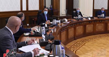 مدبولى: توجيهات من الرئيس بالاهتمام بمشروعات تحسين جودة المياه فى فرع رشيد