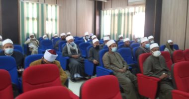انطلاق فعاليات الدورة الثانية لتدريب الأئمة والواعظات بجامعة أسوان.. صور