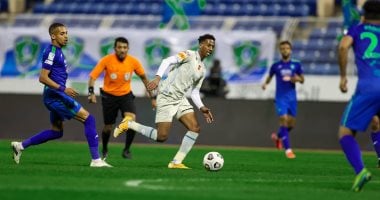 الهلال يعبر الفتح بخماسية ويحافظ على وصافة الدورى السعودى.. فيديو