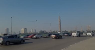 لو نازل من البيت.. شاهد حركة المرور أعلى كوبرى أكتوبر واعرف حالة الطقس.. لايف