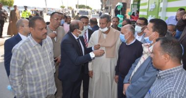 تموين الأقصر تنظم جولات لمتابعة احتياجات قرى "حياة كريمة".. صور