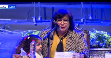 وزيرة الثقافة تطلع على استراتيجية عمل القومي للترجمة وتستعرض مشروعات التطوير