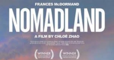 كلوي تشاو تفوز بجائزة الجولدن جلوب أفضل مخرجه عن فيلم nomadland 