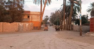 "حياة كريمة" تصل كوم الزهير بأبو قرقاص.. والأهالى: "قريتنا هتطور ".. صور