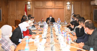 محافظ قنا: الإنتهاء من تنفيذ 1000 مشروع خدمى على أرض المحافظة