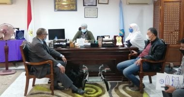 لجنة من وزارة التنمية المحلية لمتابعة المشروعات بمدينة سفاجا.. صور