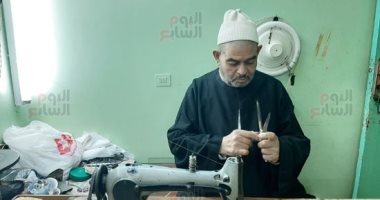 "ربيت 9 أشقاء من خير المهنة".. حكاية أقدم ترزى جلابية فى الشرقية.. فيديو