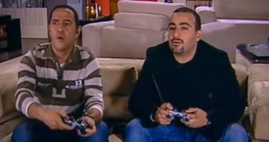 أشرف عبد الباقى ومنى زكى ومحمد ممدوح يهنئون السقا بعيد ميلاده.. اعرف قالوا إيه