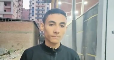 مخه آلة حاسبة".. حكاية شاب عبقرى يحسب أى حسبة معقدة فى ثوان.. فيديو