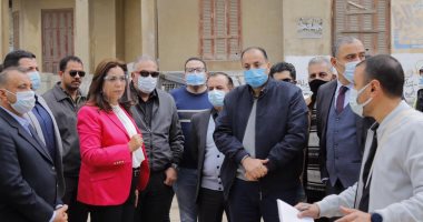 محافظ دمياط تتفقد التطوير بفارسكور والسرو وتترأس مجلس المنطقة الحرة 