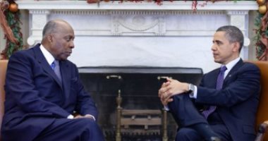 أوباما وبيل كلينتون وهيلارى ينعون ناشط الحقوق المدنية الأمريكى فيرنون جوردن