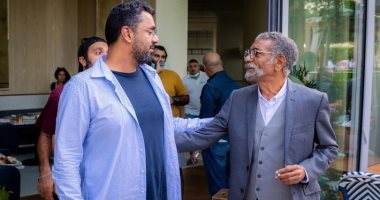 سيد رجب ينضم لأبطال الجزء الثانى من المسلسل الإماراتى"المنصة"إخراج ياسر سامى
