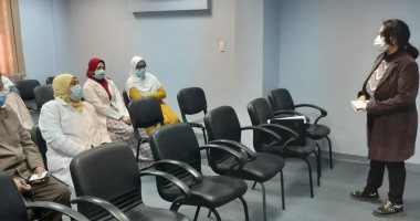 دورة تدريبية للأطباء والتمريض والفنيين بمستشفى الحميات بالأقصر.. صور