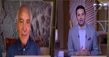 فاروق الباز يكشف حقيقة الأصوات على المريخ.. ويؤكد: إطلاق اسم القاهرة على وادٍ بالكوكب
