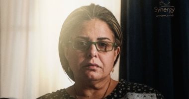 "ملناش إلا بعض" أولى حكايات مسلسل "ورا كل باب" اليوم على الحياة